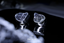 Load image into Gallery viewer, [🎶SG] EARACOUSTIC AUDIO VSA-MAX - VoidSilver Stalker Full-Width Titanium Diaphragm - Tesla Moving Coil
