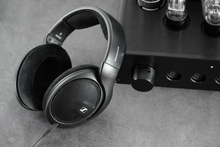Load image into Gallery viewer, [🎶SG] Sennheiser HD 560S (HD560S) - Over Ear Audiophile Headphones
