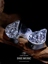 Load image into Gallery viewer, [🎶SG] EARACOUSTIC AUDIO VSA-MAX - VoidSilver Stalker Full-Width Titanium Diaphragm - Tesla Moving Coil
