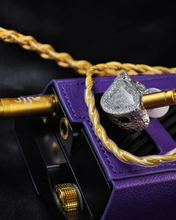 Load image into Gallery viewer, [🎶SG] EARACOUSTIC AUDIO SPA-LIMITED EDITION SILVER SNAKE COLLECTORS&#39; VERSION - Dynamic Driver In-Ear Monitors
