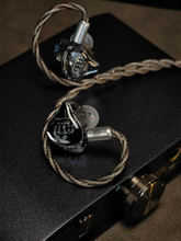 Load image into Gallery viewer, [🎶SG] EARACOUSTIC AUDIO VSA-PM CROWN - Flagship Micro-Planar Ribbon In-Ear Monitors
