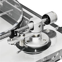 Load image into Gallery viewer, [🎶SG] AUDIO TECHNICA AT-LPA2 - Fully Manual Belt-Drive Turntable
