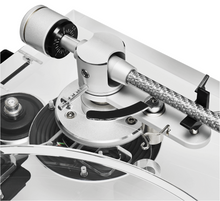 Load image into Gallery viewer, [🎶SG] AUDIO TECHNICA AT-LPA2 - Fully Manual Belt-Drive Turntable
