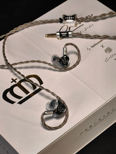 Load image into Gallery viewer, [🎶SG] EARACOUSTIC AUDIO VSA-PM CROWN - Flagship Micro-Planar Ribbon In-Ear Monitors
