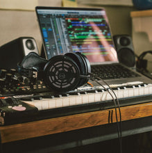 Load image into Gallery viewer, [🎶SG] AUDIO TECHNICA ATH-R30X (R30X) Professional Open-Back Reference Headphones
