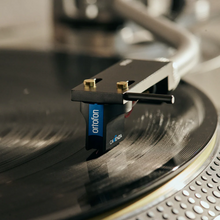 Load image into Gallery viewer, [🎶SG] ORTOFON MC CADENZA BLUE - Tremendous Clarity

