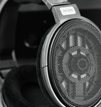 Load image into Gallery viewer, [🎶SG] Sennheiser HD 650 (HD650) - Open Back Audiophile Headphones
