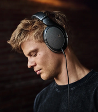 Load image into Gallery viewer, [🎶SG] Sennheiser HD 550 (HD550) - Open Back Wired Headphones
