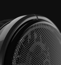 Load image into Gallery viewer, [🎶SG] Sennheiser HD 650 (HD650) - Open Back Audiophile Headphones
