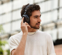 Load image into Gallery viewer, [🎶SG] Sennheiser Momentum 4 Wireless Headphones
