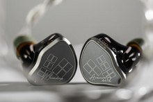 Load image into Gallery viewer, [🎶SG] MOONDROP ARMATURE ART 12 (AA12) - 12 Balanced Armature Drivers In-ear Monitors

