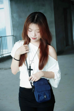 Load image into Gallery viewer, [🎶SG] TANGZU CROSS BODY AUDIO BAG
