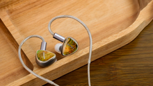 Load image into Gallery viewer, [🎶SG] SIVGA LYREBIRD - 1DD + 1BA + 1 Micro Planar + 1 Piezoelectric Quad-brid IEMs
